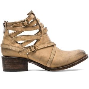 Freebird Stair Distressed Tan Strappy Ankle Boots booties size 9